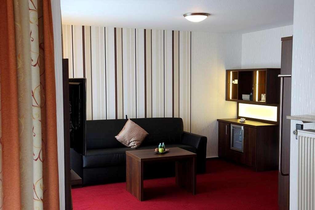 Lobinger-Parkhotel Giengen an der Brenz Δωμάτιο φωτογραφία